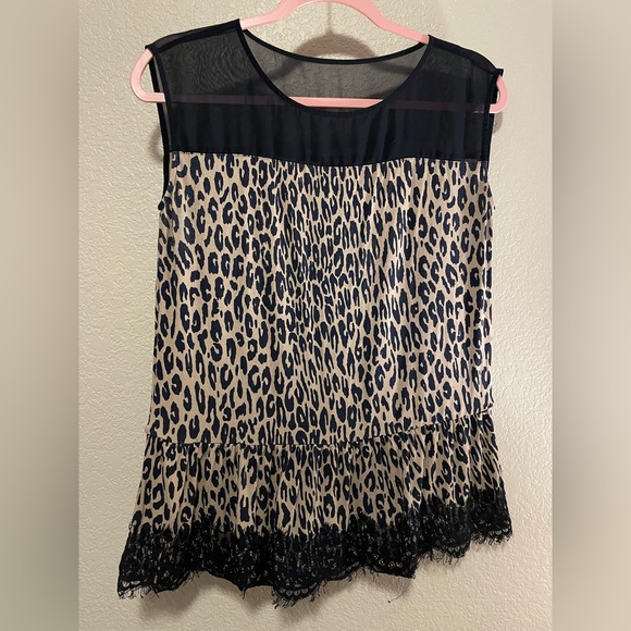 Ann Taylor Sleeveless Peplum Top with leopard print and lace - Picture 1 of 6
